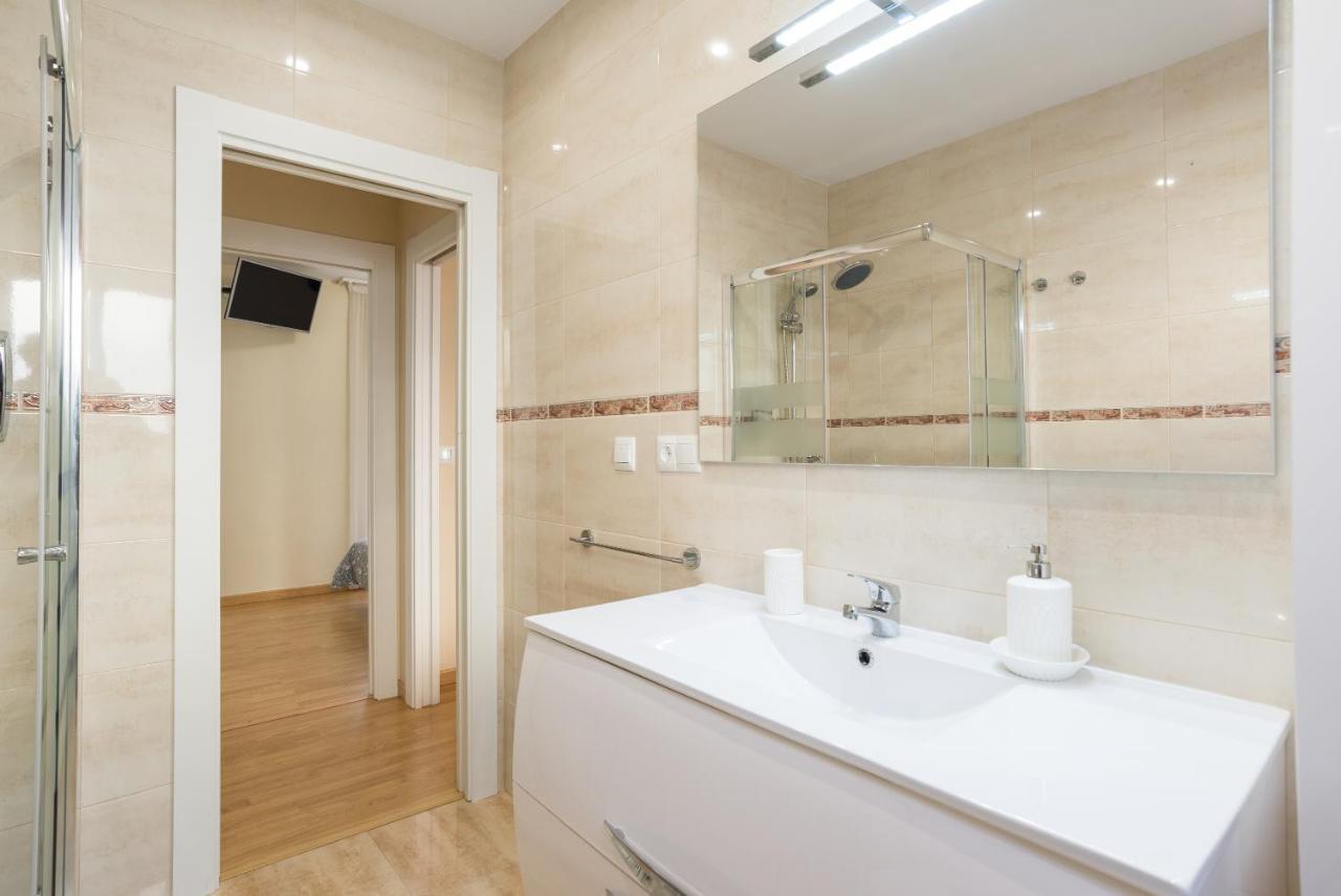 Alferez II By Ele Apartments Málaga Extérieur photo